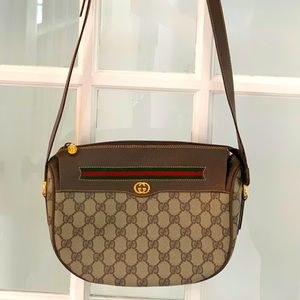 ⭐️ Authentic ⭐️ Gucci Vintage Handbag